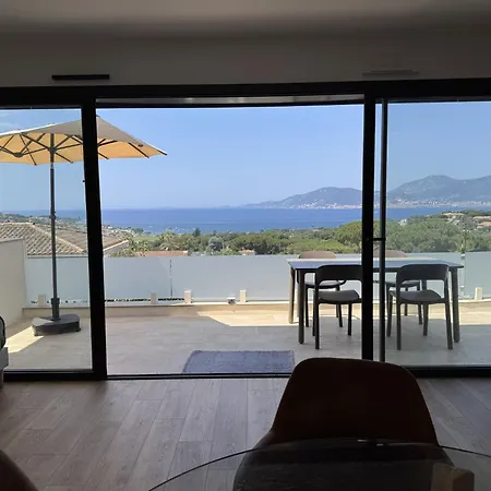 Domaine Lumistella 2