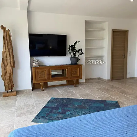 Appartement Domaine Lumistella 2 *