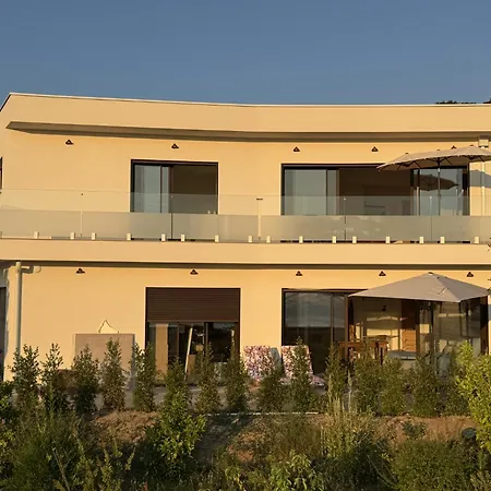 Domaine Lumistella 2