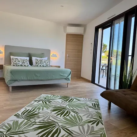 Domaine Lumistella 2