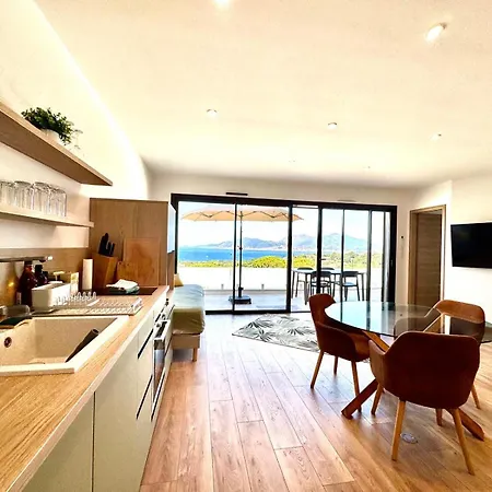 Domaine Lumistella 2 *