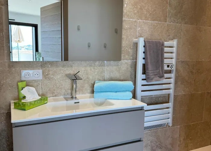 Domaine Lumistella 2 Apartment *